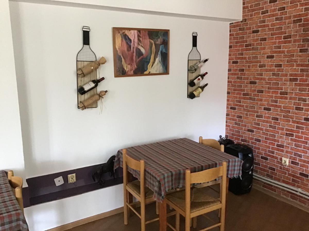 Villa Siret Sendreni Экстерьер фото