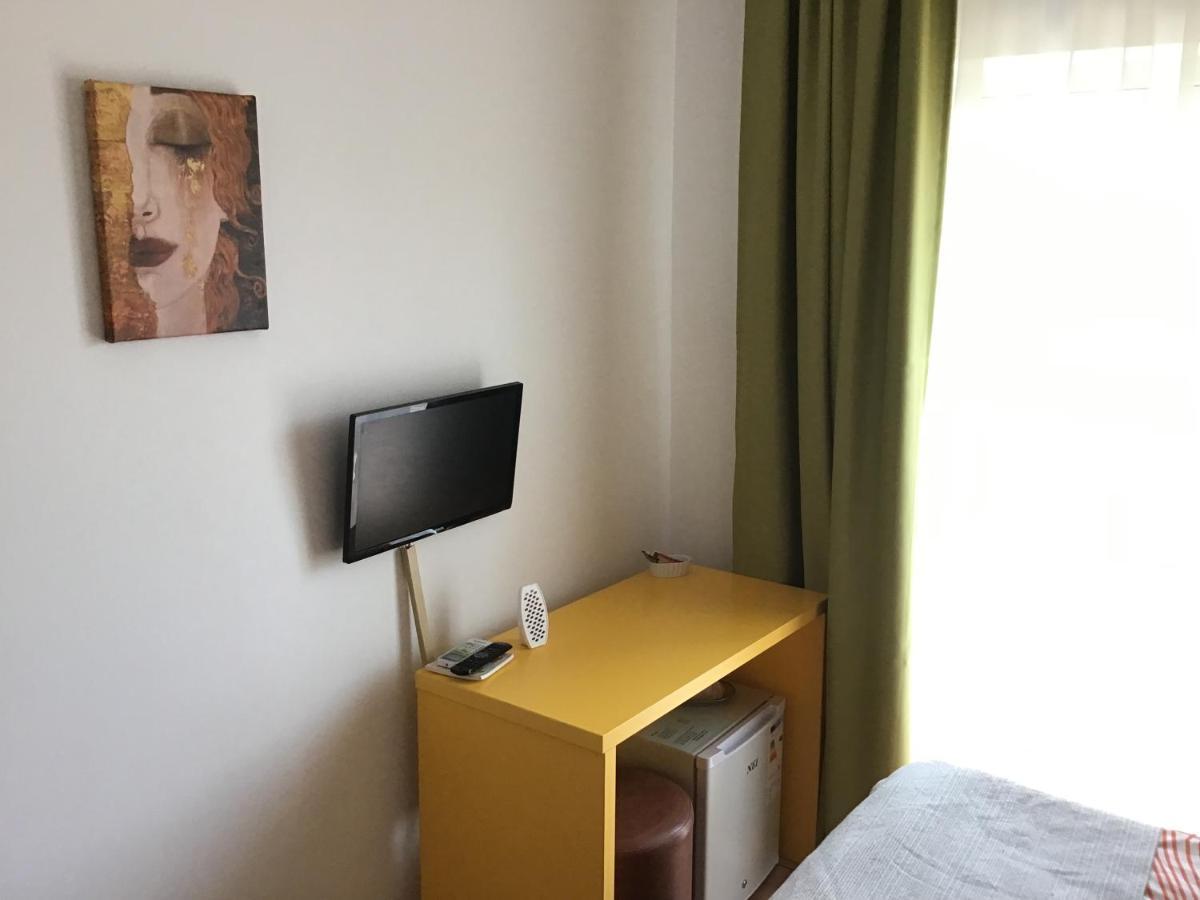 Villa Siret Sendreni Экстерьер фото
